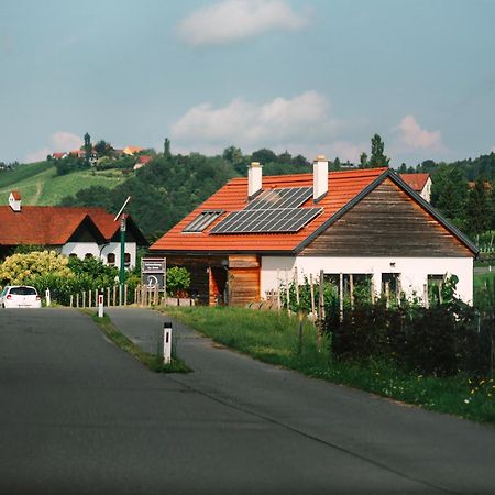 Weinstrassenapartment Fam. Dietrich Ratsch an der Weinstraße Exteriör bild