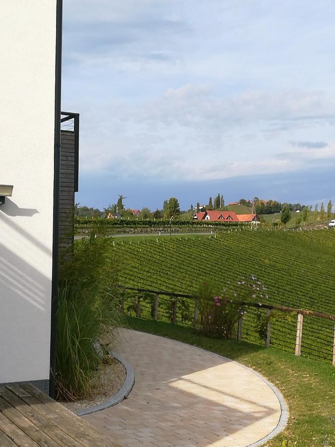 Weinstrassenapartment Fam. Dietrich Ratsch an der Weinstraße Exteriör bild
