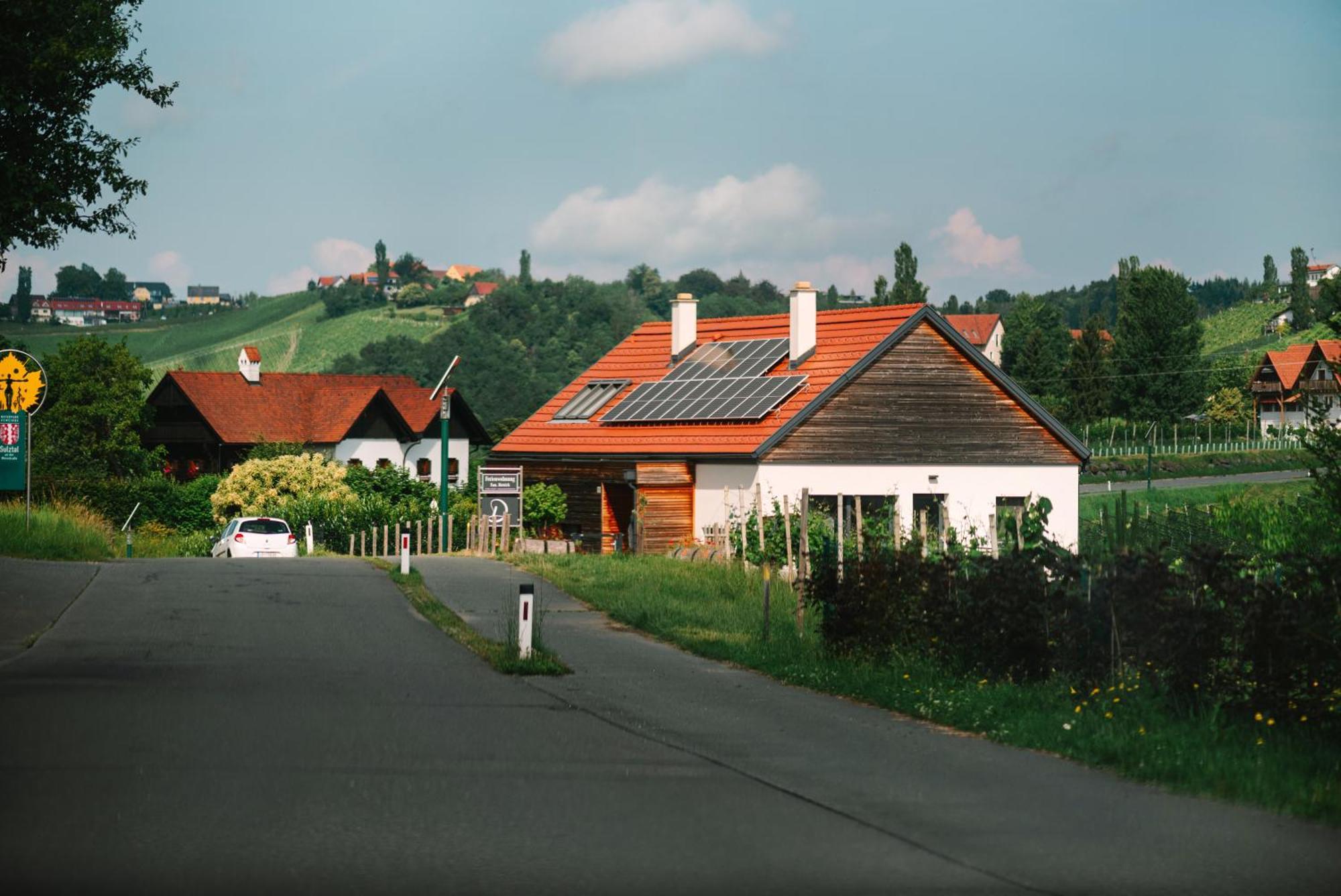 Weinstrassenapartment Fam. Dietrich Ratsch an der Weinstraße Exteriör bild