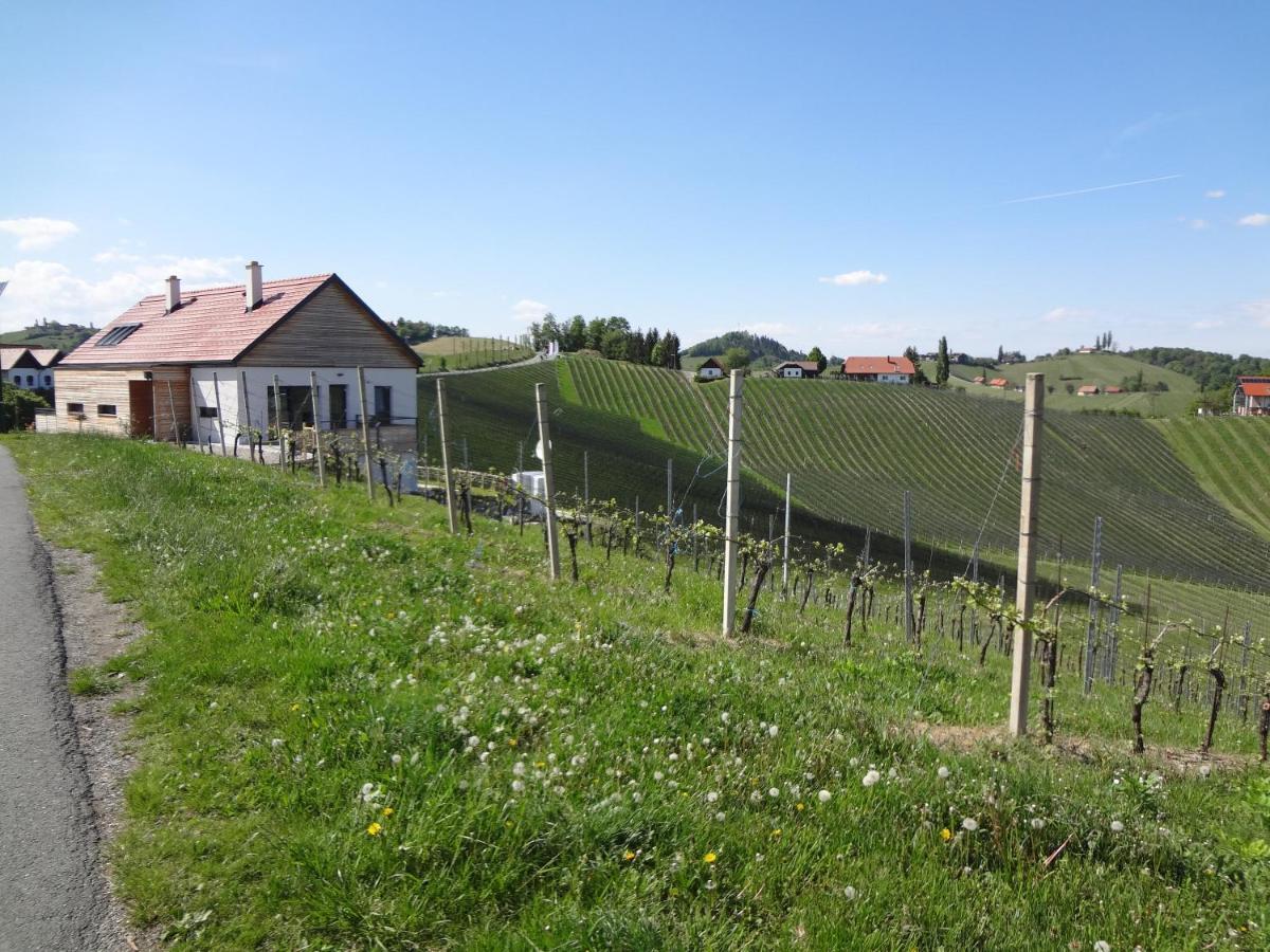 Weinstrassenapartment Fam. Dietrich Ratsch an der Weinstraße Exteriör bild